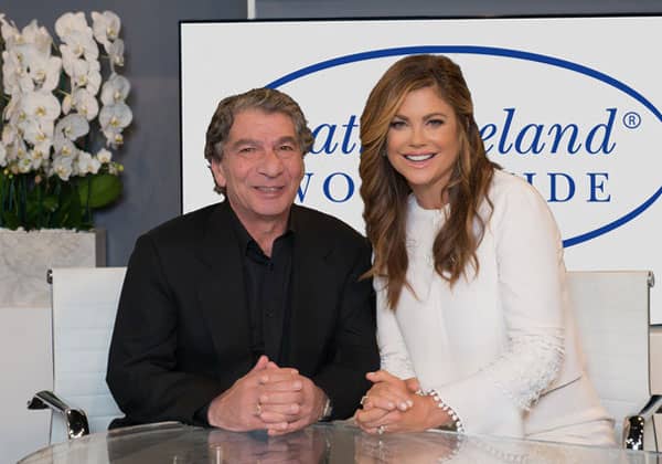 Kathy Ireland, Chair, CEO and Chief Designer of kiWW with Bialik Benjamin, kiWW&#39;s Vice President of Business Development and Ambassador for Israeli Affairs.